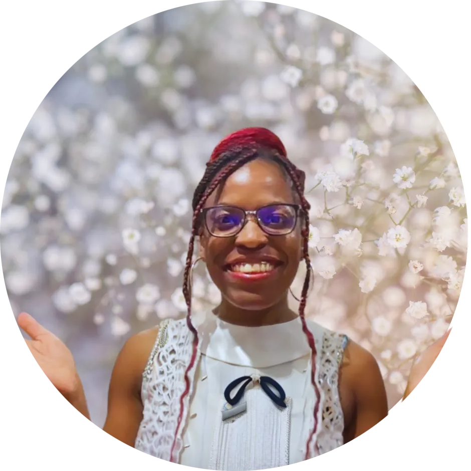 Ítala Veloso - Professional life coach, mentor, and motivational speaker